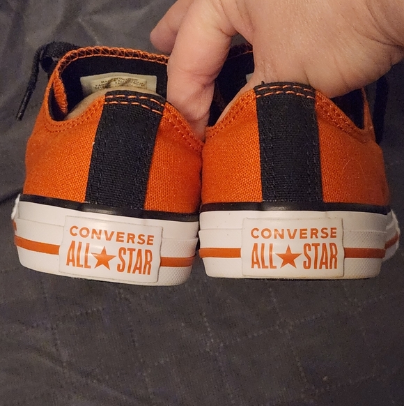 Converse Kids Orange and Black Sneakers Size 3 - Picture 5 of 9